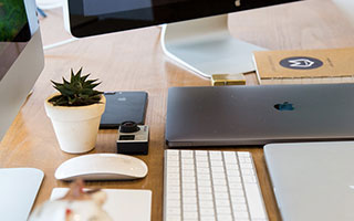 透视装：郭晶晶贝嫂库娃谁更敢穿透视(组图)