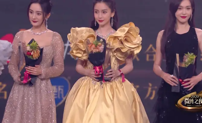 杨幂唐嫣曾经是闺蜜_杨幂唐嫣关系疏远原因_天涯明星黑料杨幂,