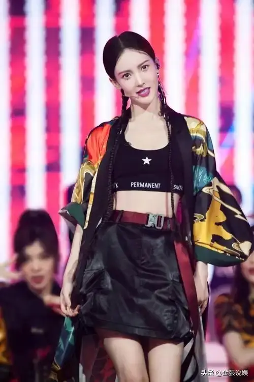 金晨鼻子翻车 高清镜头暴露疤痕 网友质疑演技外貌_女明星脸上有疤痕