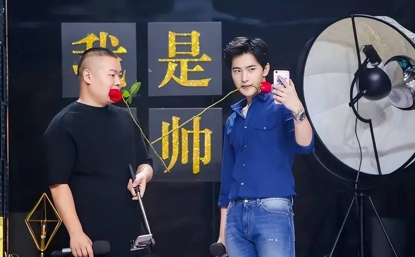 当今的娱乐圈现象_娱乐圈流量明星文化素养低_流量至上对演员的影响